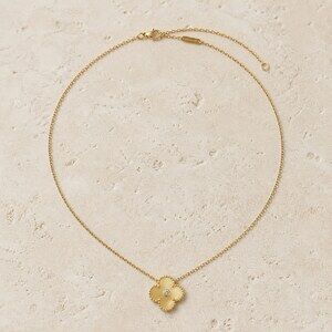 Van Cleef & Arpels Elegant Signature Necklace Style 6 | New with Box